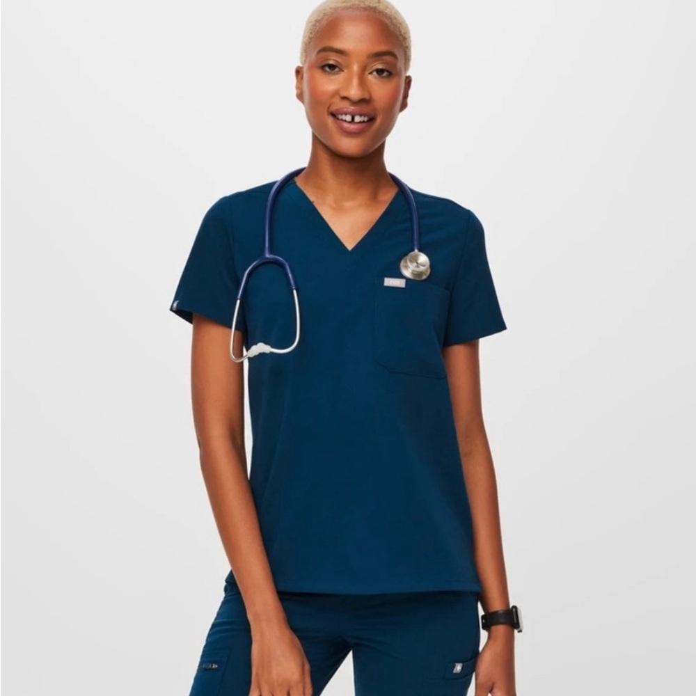 FIGS DEEP REEF SCRUB TOP XS PETITE